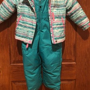 Children’s jacket and snow bibs